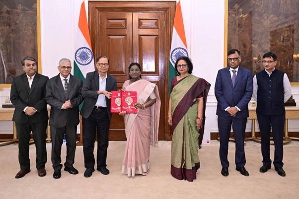 sixteenth finance commission submitted its report to the president