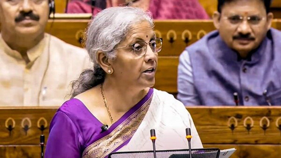 Signs of trouble for India economy